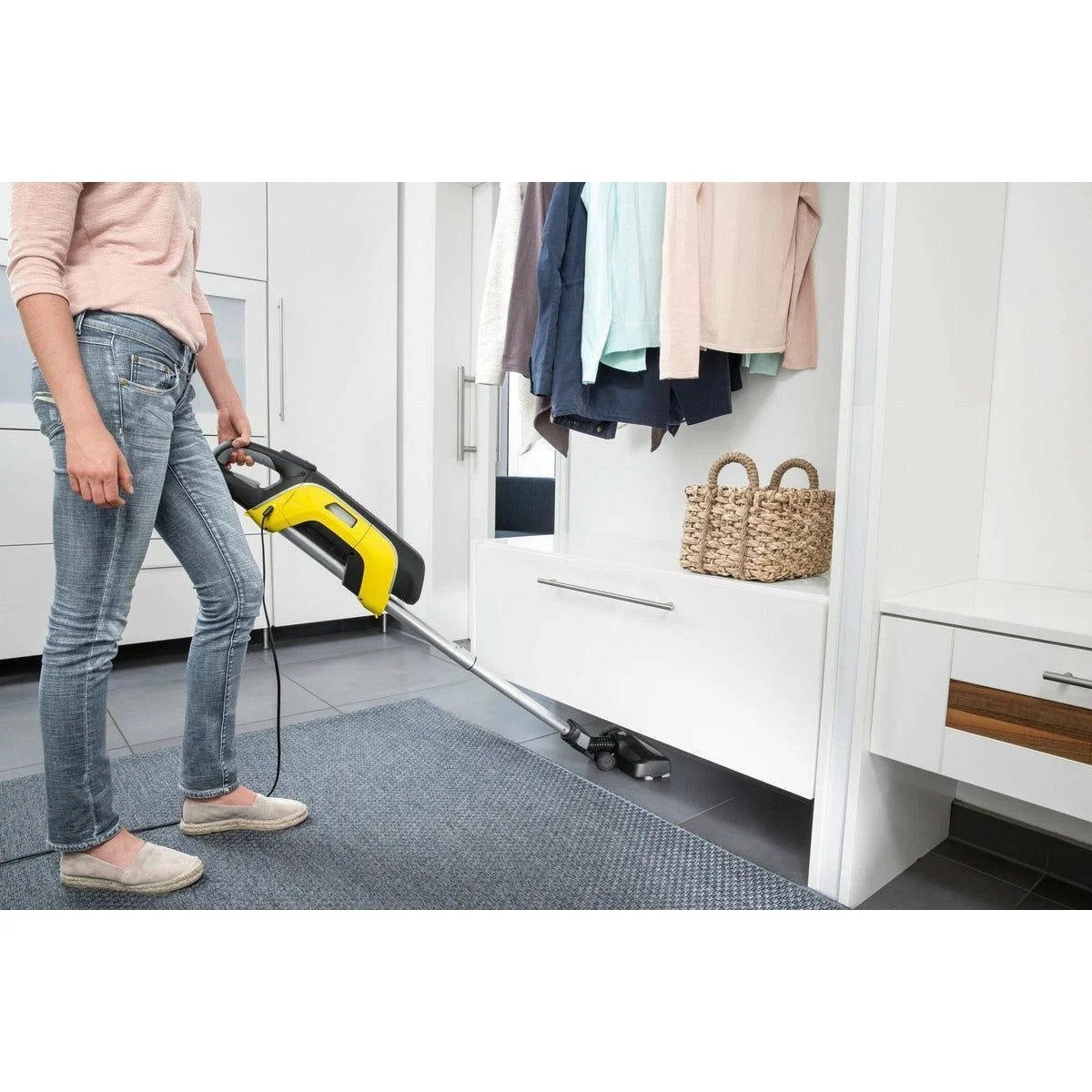KARCHER CORDED VACUUM CLEANER